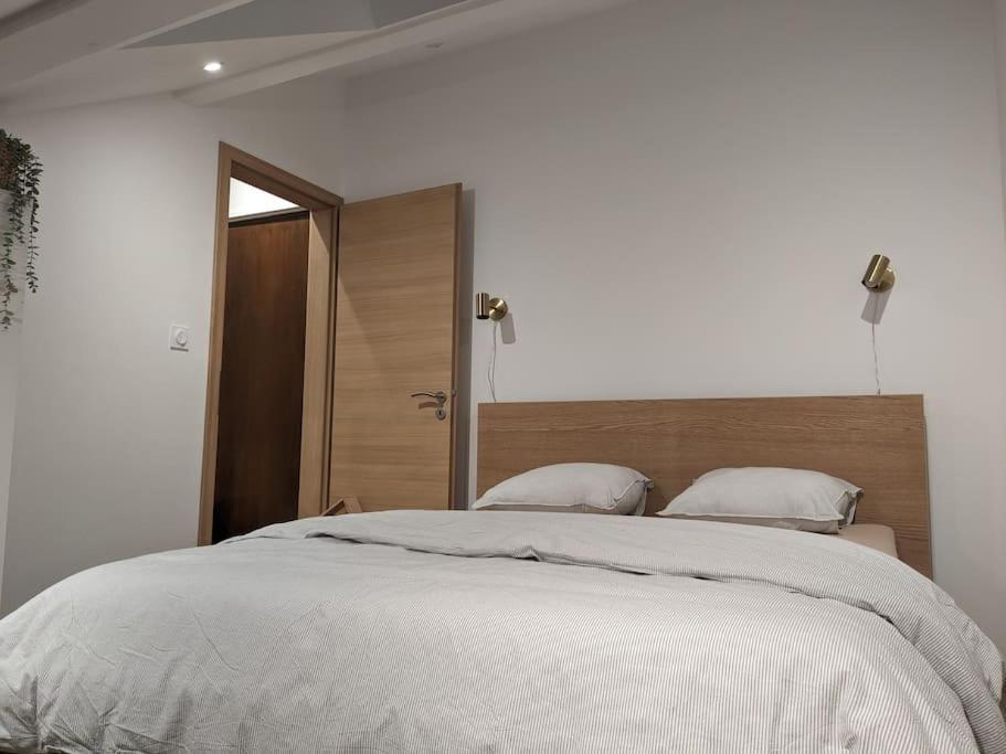 Magnifique Appartement Entierement Renove Au Pied Des Pistes Métabief Extérieur photo